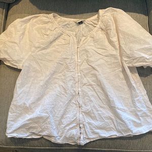 Universal thread women’s shirt